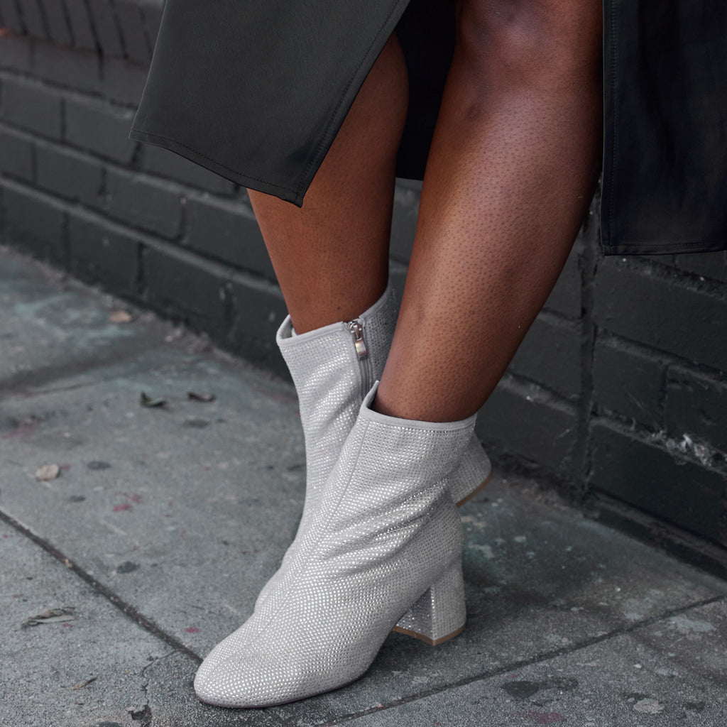 "Wide Width" Block Heel Ankle Boots SILVER